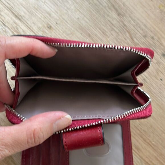 Kate spade blush wallet. - Picture 8 of 10